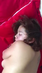 良家熟女婚房偷情  第一人称特写露脸 打桩